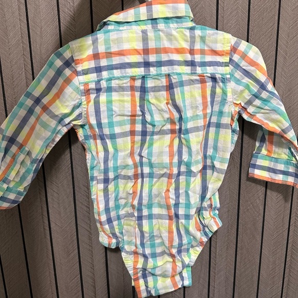 Baby Gap plaid long sleeve body suit 6-12M - Picture 2 of 3